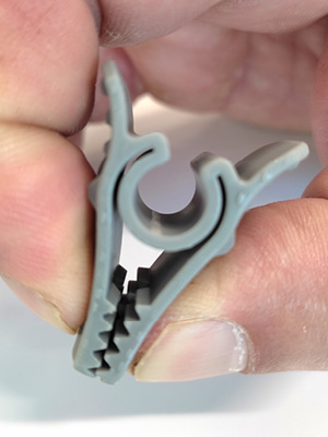Pinza stampata 3D DLP in resina rigida