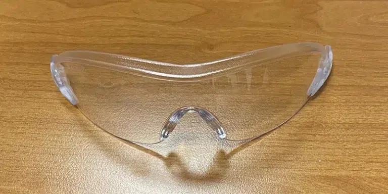 vacuum-casting-transparent-non-yellowing-resin-glasses©arrk